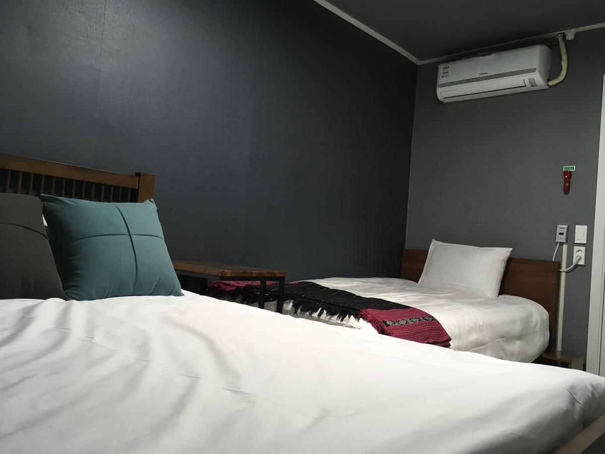 Art And Stay Suncheon Extérieur photo